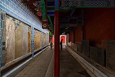 《后室》风格恐怖新游《Backrooms Society》登陆steam